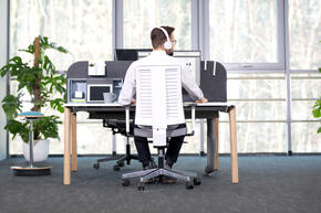 Vorschaubild office furniture 10 6 levitate 12